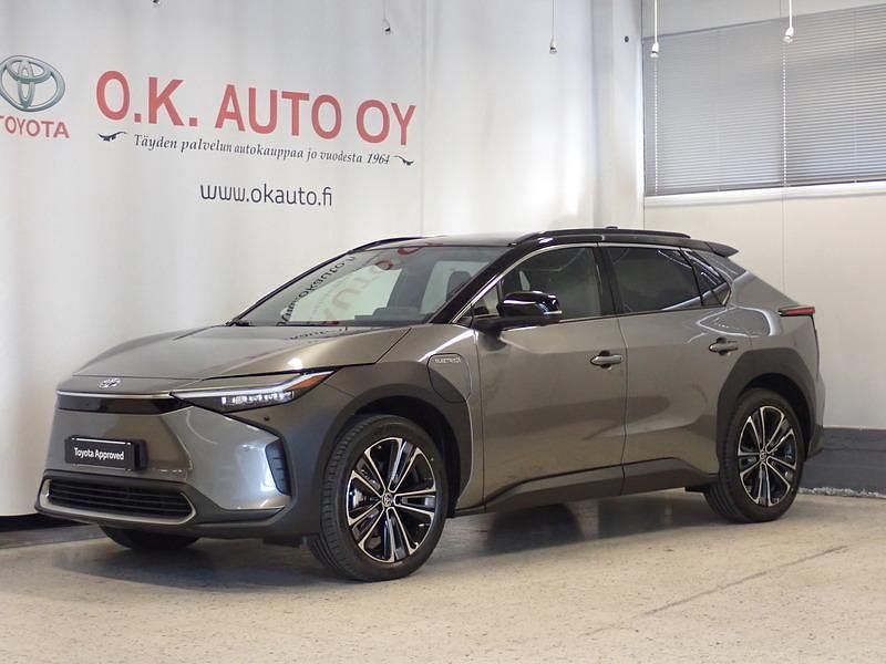 Käytetty 2023 Toyota bZ4X Premium Katumaasturi | 34 900 € (Perustarjous) - Kuva 1/4