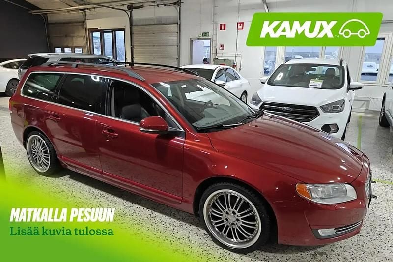 Käytetty Volvo V70 114 HP (83 kW) 2014 Punainen Farmari