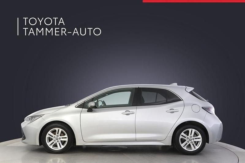 Käytetty Toyota Corolla Edition 122 HP (89 kW) 2023 1l0 metallic silver Viistoperä