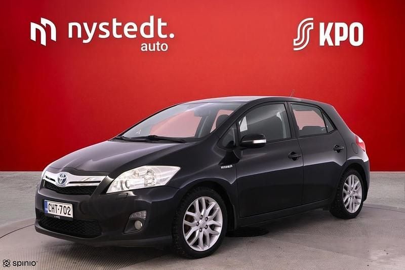Käytetty Toyota Auris Hybrid Plus 99 HP (72 kW) 2010 Musta Viistoperä