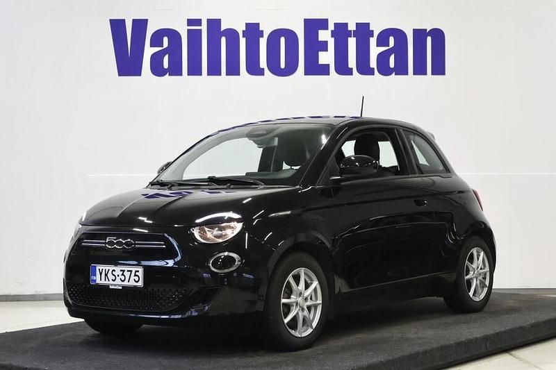 Musta Käytetty 2021 Fiat 500e Icon Viistoperä | 13 950 € - Kuva 1/2