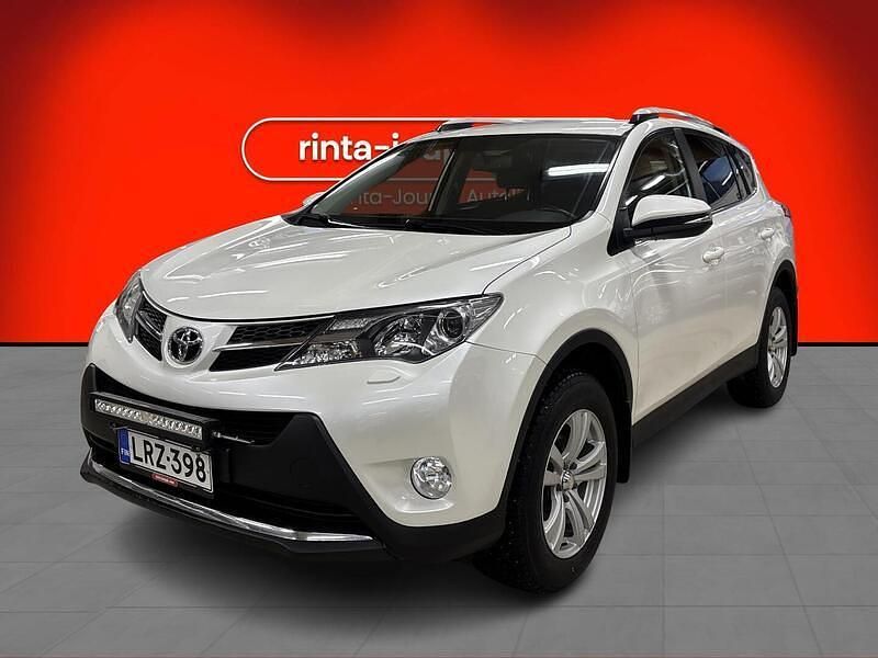 Valkoinen Käytetty 2013 Toyota RAV4 Active Katumaasturi | 17 480 € (Perustarjous) - Kuva 1/3