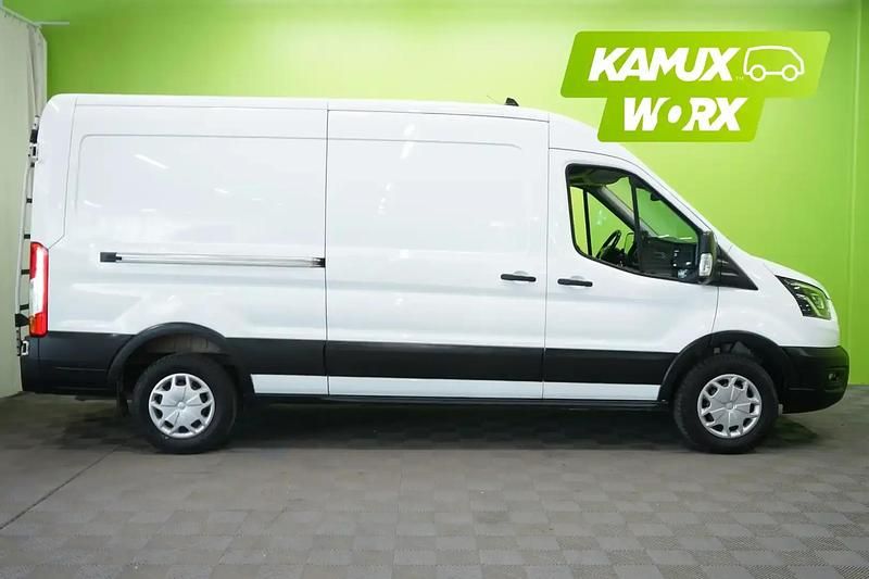 Käytetty Ford Transit Trend 170 HP (125 kW) 2021 Valkoinen Van