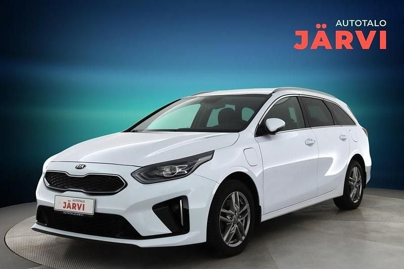 Valkoinen Käytetty 2021 Kia Ceed Sportswagon Advance Farmari | 17 900 € (Perustarjous) - Kuva 1/3