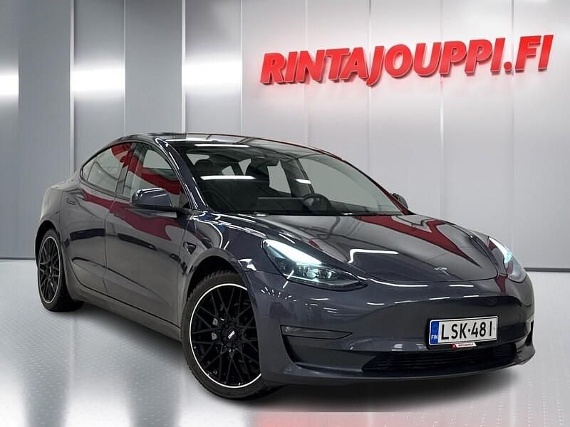 Käytetty 2023 Tesla Model 3 Sedan | 32 490 € (Perustarjous) - Kuva 1/3