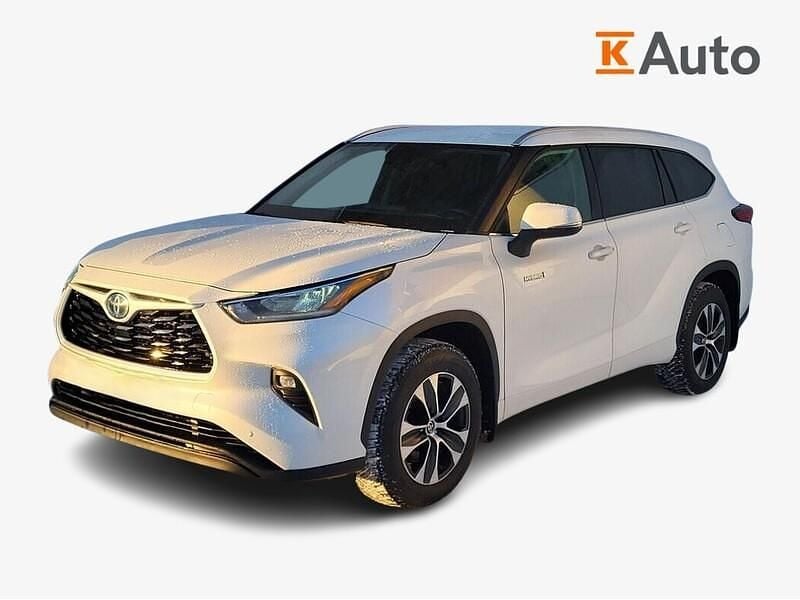 Käytetty Toyota Land Cruiser Luxury 190 HP (139 kW) 2022 Katumaasturi