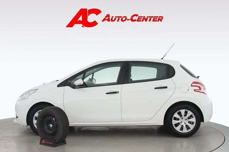 Käytetty Peugeot 208 68 HP (50 kW) 2013 Valkoinen Viistoperä