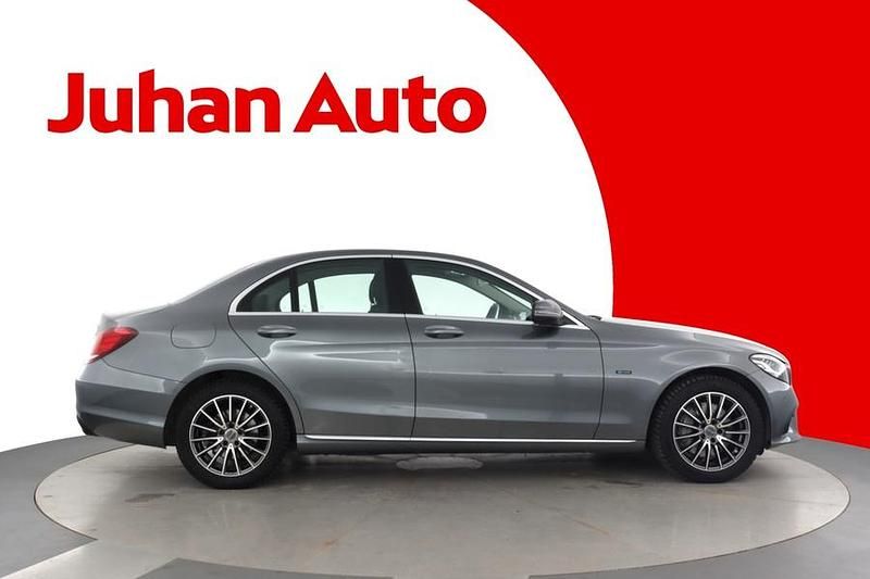 Käytetty Mercedes C300e Avantgarde Edition 211 HP (155 kW) 2020 Harmaa Sedan