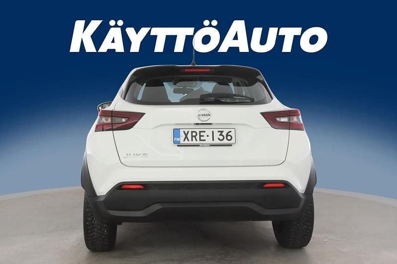 Käytetty Nissan Juke Acenta 117 HP (86 kW) 2022 Valkoinen Katumaasturi