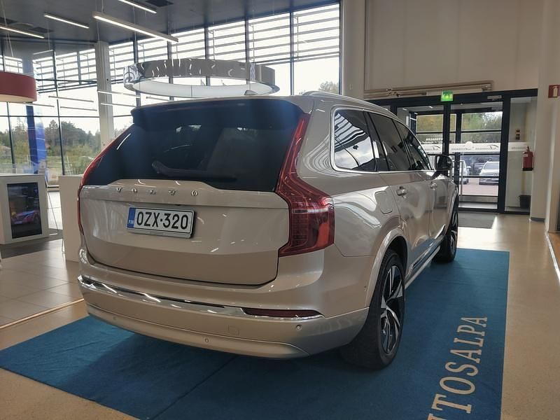 Käytetty Volvo XC90 Ultimate 456 HP (335 kW) 2024 Katumaasturi