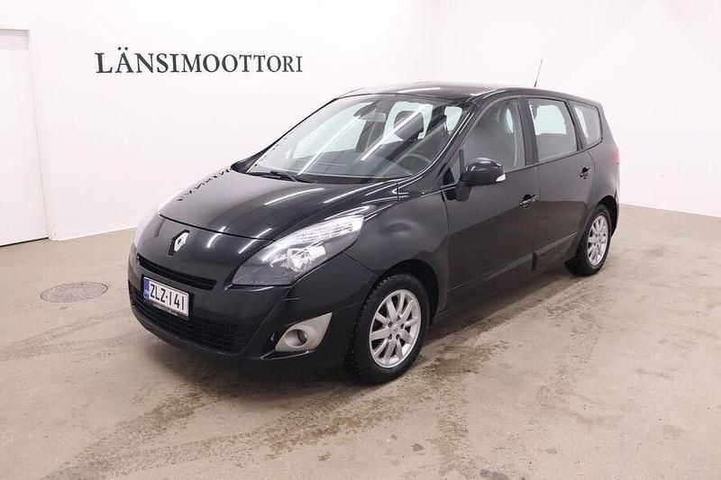 Käytetty Renault Grand Scénic III Expression 131 HP (96 kW) 2012 Tila-auto