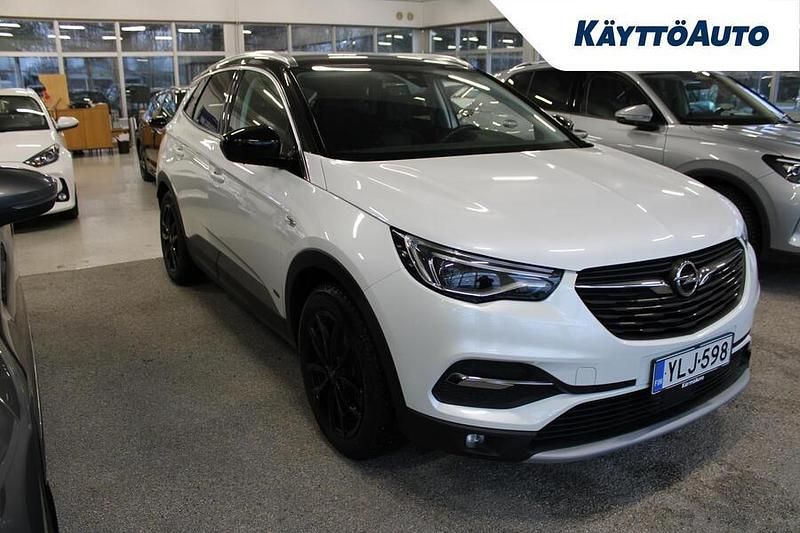 Käytetty Opel Grandland X 200 HP (147 kW) 2020 Valkoinen Katumaasturi