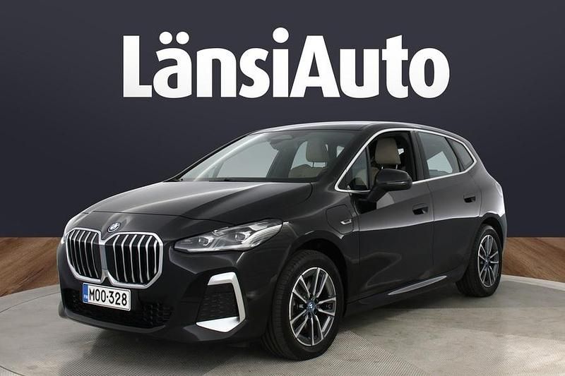 Musta Käytetty 2023 BMW 230 M Sport Farmari | 30 290 € (Perustarjous) - Kuva 1/1