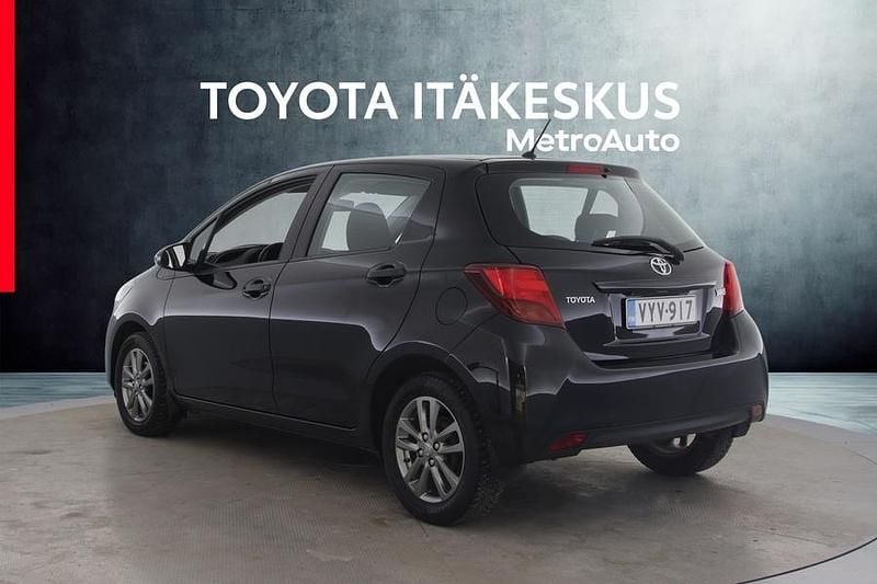 Käytetty Toyota Yaris Active 99 HP (72 kW) 2016 Musta Viistoperä