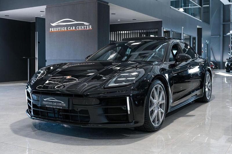 Käytetty Porsche Panamera 4 471 HP (346 kW) 2024 Sedan