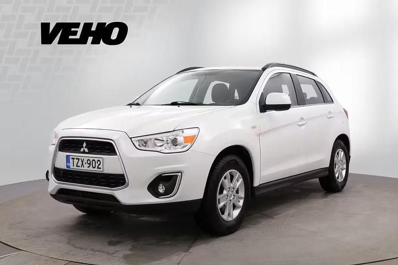 Käytetty Mitsubishi ASX Invite 114 HP (83 kW) 2016 Valkoinen Katumaasturi