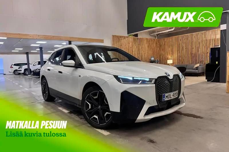 Käytetty BMW iX Comfort Edition 455 kW (619 HP) 2023 Valkoinen Katumaasturi