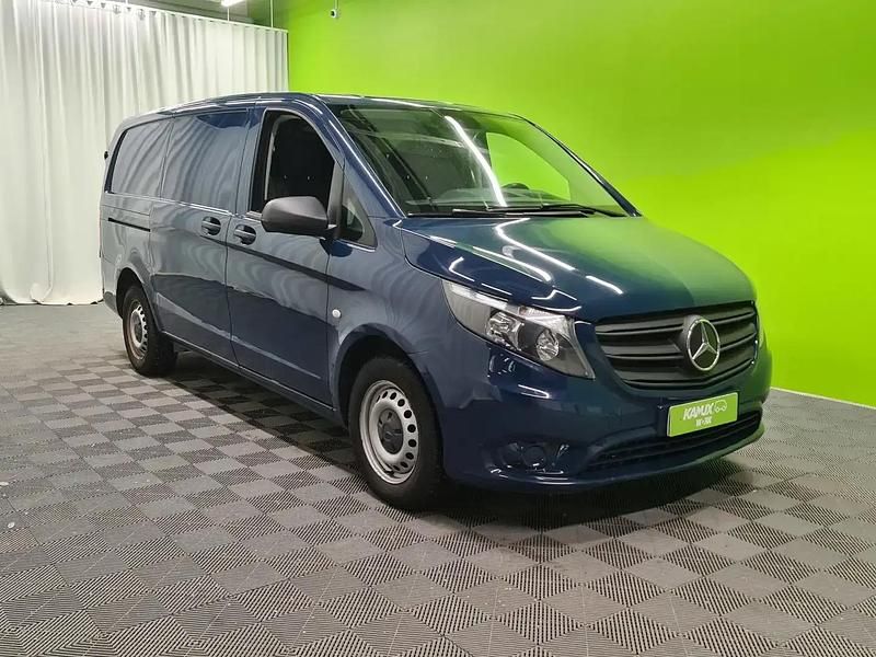 Käytetty Mercedes Vito 102 HP (75 kW) 2021 Sininen Van