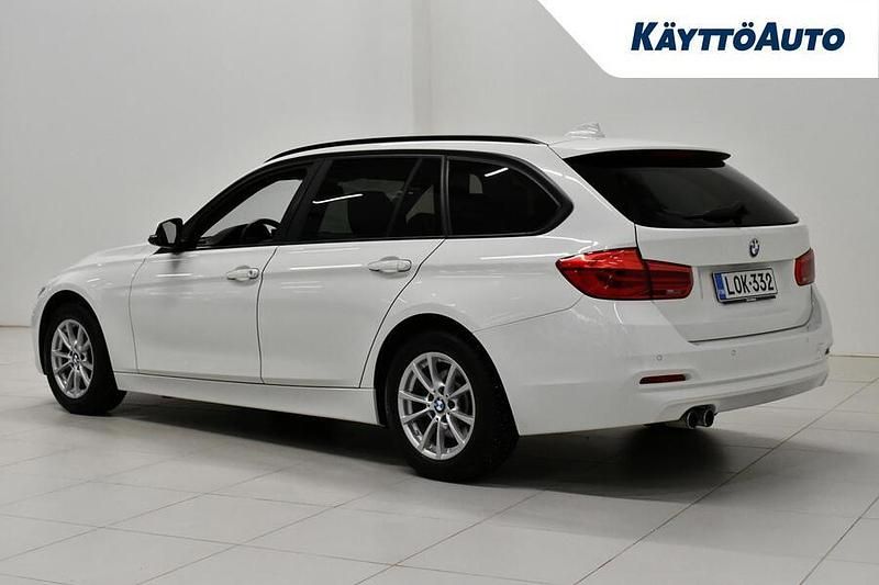 Käytetty BMW 320 Exclusive 184 HP (135 kW) 2018 Valkoinen Farmari