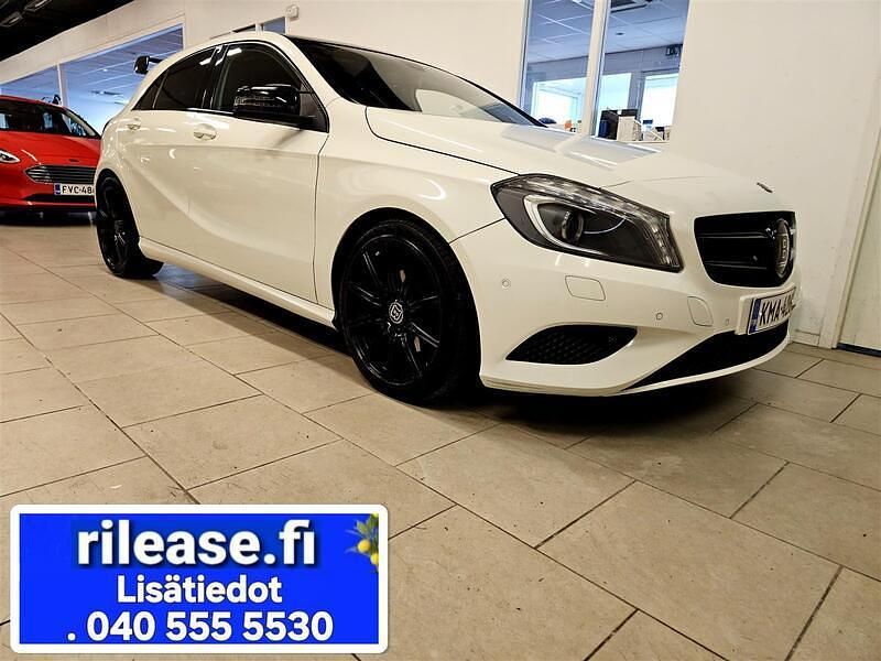 Käytetty Mercedes A200 Premium 136 HP (100 kW) 2013 Valkoinen Viistoperä