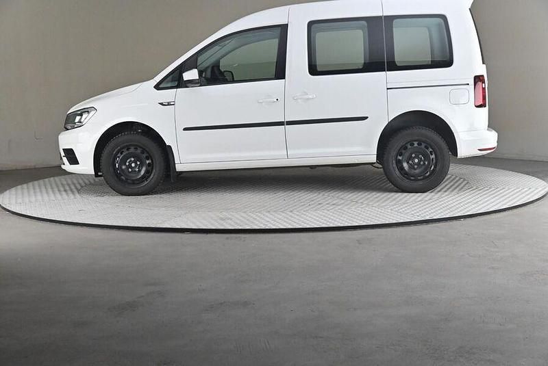 Käytetty VW Caddy Trendline 122 HP (89 kW) 2019 Tila-auto
