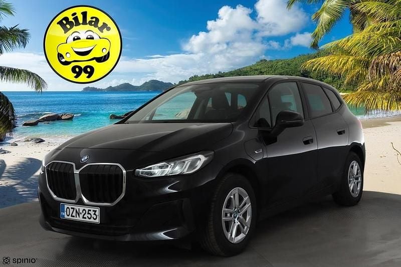 Käytetty BMW 225 Active Tourer 245 HP (180 kW) 2023 Tila-auto