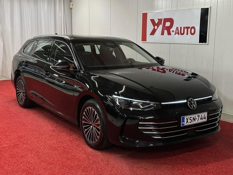 Käytetty 2024 VW Passat Business Farmari | 39 900 € - Kuva 1/4