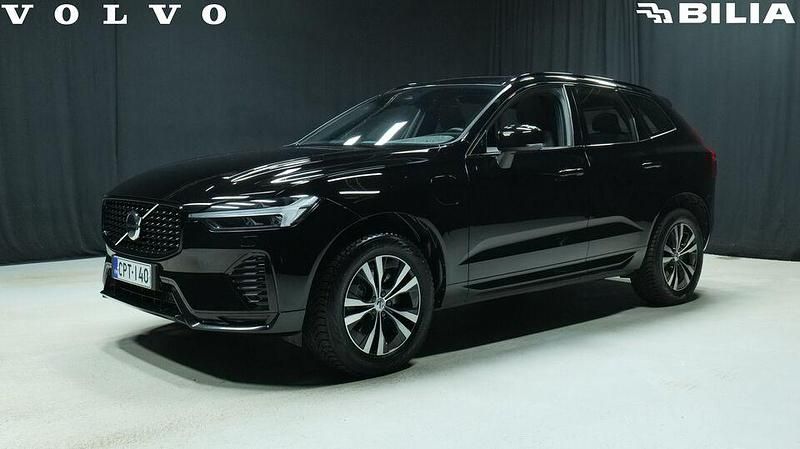 Käytetty 2021 Volvo XC60 R-Design Katumaasturi | 39 500 € (Hieman kallis) - Kuva 1/3