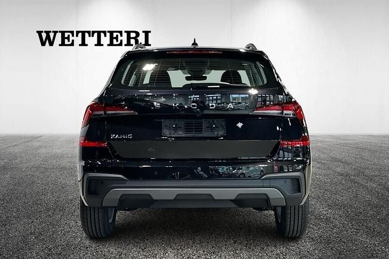 Uusi Skoda Kamiq Selection 116 HP (85 kW) 2025 Musta Katumaasturi