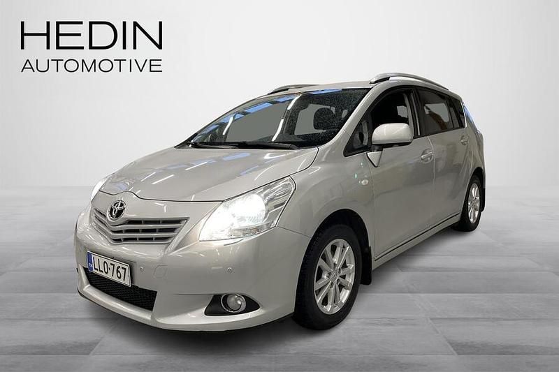 Hopea Käytetty 2012 Toyota Verso Multidrive S Tila-auto | 12 790 € (Hyvä tarjous) - Kuva 1/4