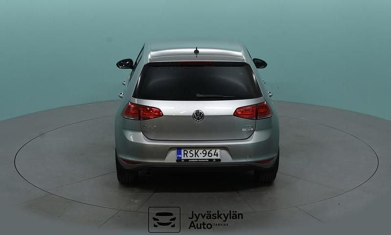 Käytetty VW Golf VII Allstar 110 HP (80 kW) 2016 Hopea Viistoperä