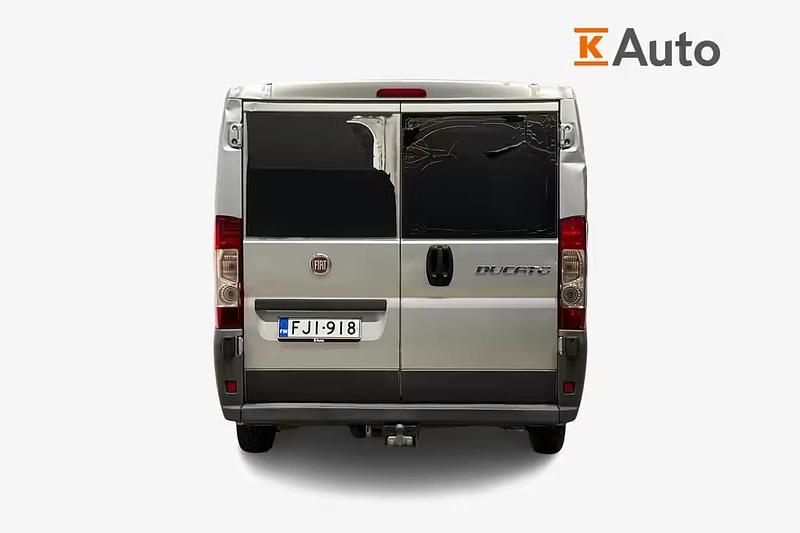 Käytetty Fiat Ducato 120 HP (88 kW) 2009 Harmaa Van