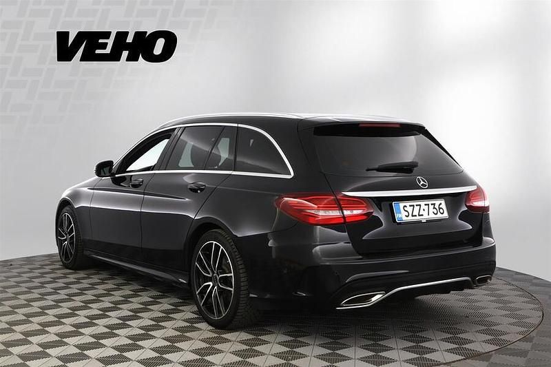 Käytetty Mercedes C300e Business 211 HP (155 kW) 2020 Musta Farmari