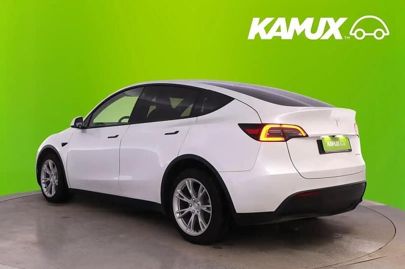 Käytetty Tesla Model Y 258 kW (351 HP) 2023 Valkoinen Katumaasturi