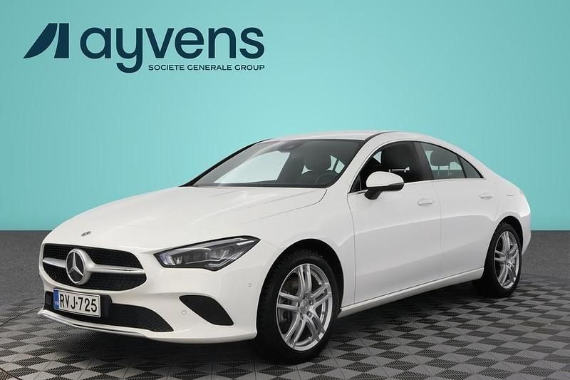 Valkoinen Käytetty 2023 Mercedes E250 Business Coupe - kaksiovinen | 31 900 € (Perustarjous) - Kuva 1/4