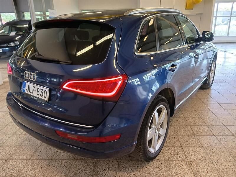Käytetty Audi Q5 Business 190 HP (139 kW) 2014 Sininen Katumaasturi