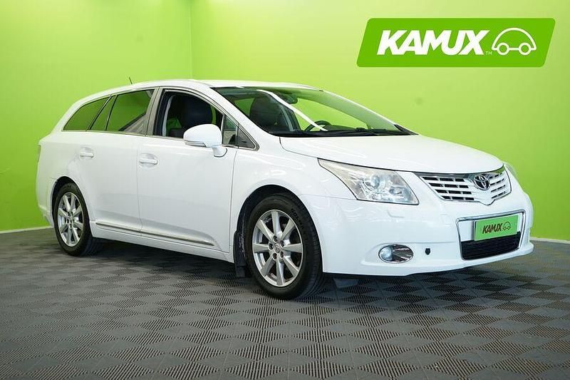 Valkoinen Käytetty 2011 Toyota Avensis Plus Farmari | 9 990 € (Perustarjous) - Kuva 1/3