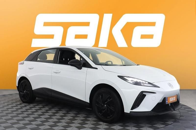 Käytetty MG MG4 EV 125 kW (170 HP) 2023 Viistoperä