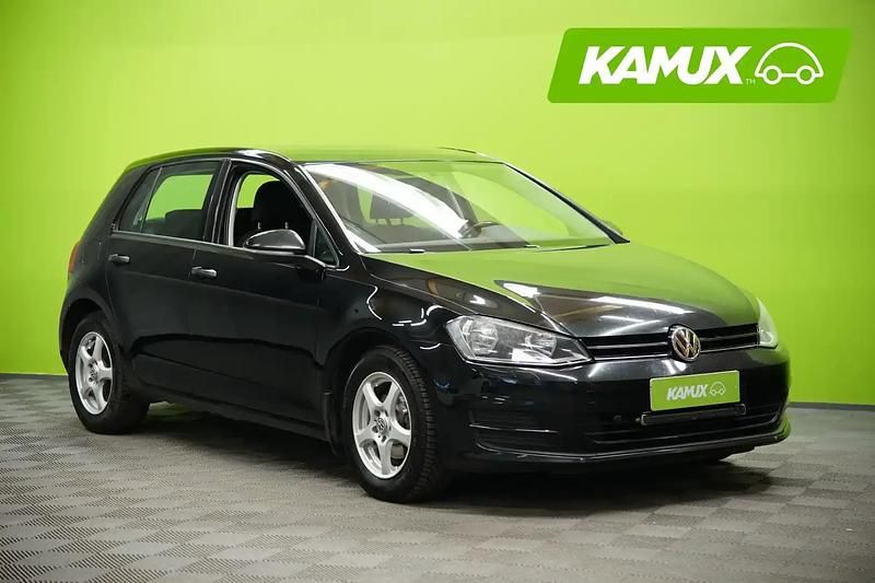 Musta Käytetty 2014 VW Golf VII Trendline Sedan | 8 900 € (Perustarjous) - Kuva 1/4