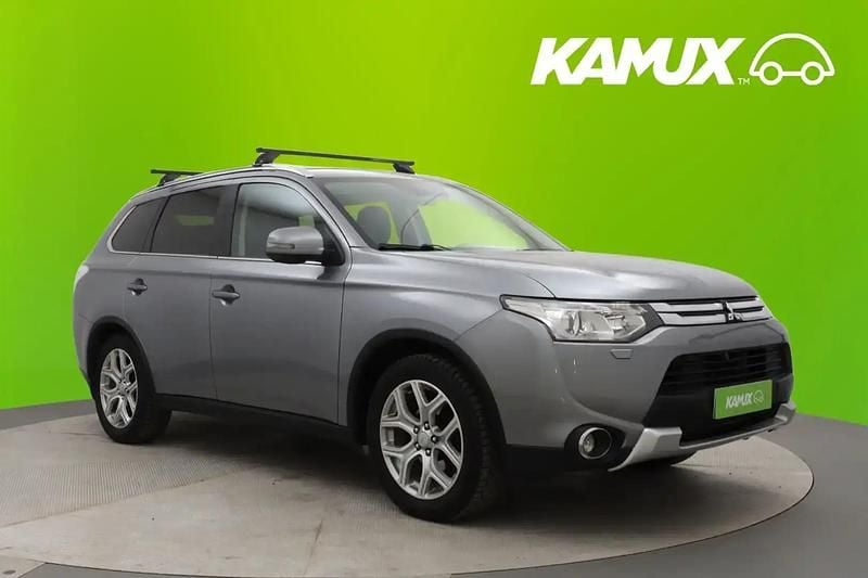Käytetty Mitsubishi Outlander Instyle 150 HP (110 kW) 2014 Hopea / harmaa Katumaasturi
