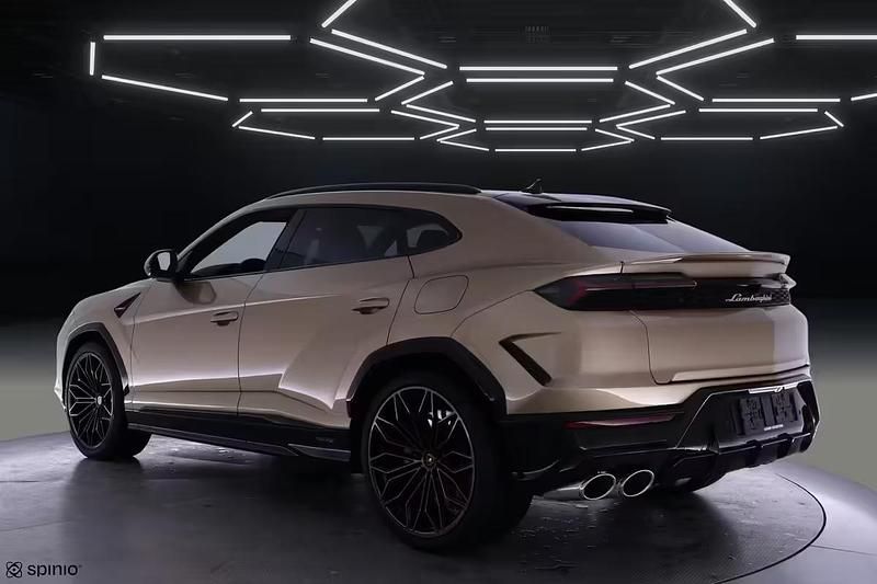 Uusi Lamborghini Urus 2025 Katumaasturi