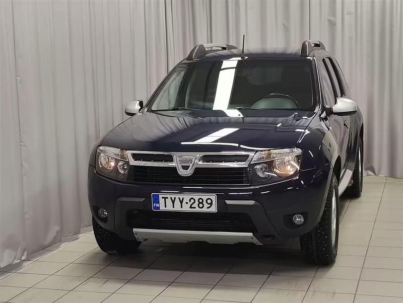 Käytetty Dacia Duster Lauréate 110 HP (80 kW) 2012 Sininen Katumaasturi