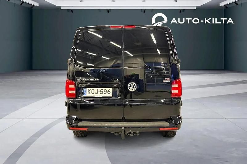 Käytetty VW Transporter 204 HP (150 kW) 2017 Musta Van