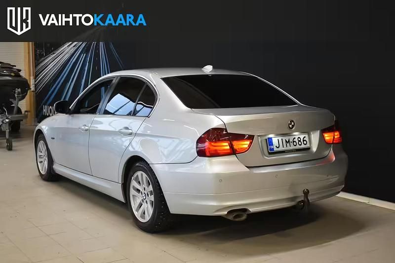 Käytetty BMW 316 116 HP (85 kW) 2011 Harmaa Sedan