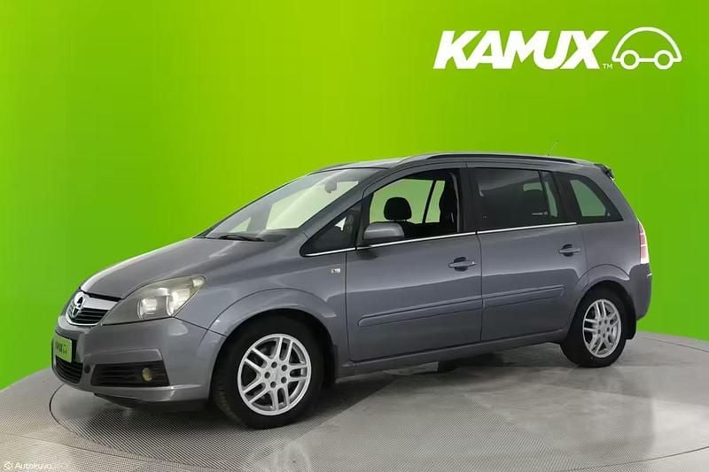 Käytetty Opel Zafira 150 HP (110 kW) 2005 Hopea / harmaa Tila-auto