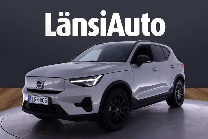 Käytetty Volvo XC40 Core 185 kW (252 HP) 2024 Harmaa Katumaasturi