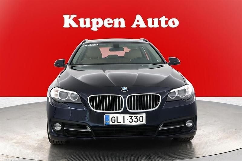 Käytetty BMW 520 Exclusive 184 HP (135 kW) 2014 Sininen Farmari