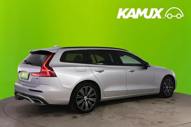 Käytetty Volvo V60 R-Design 317 HP (233 kW) 2019 Hopea / harmaa Farmari