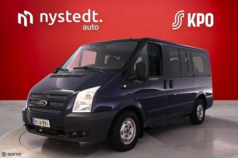 Käytetty Ford Tourneo Trend 140 HP (102 kW) 2012 Tila-auto