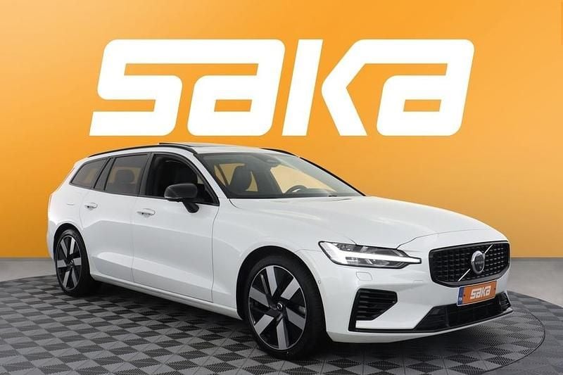 Käytetty Volvo V60 Performance 456 HP (335 kW) 2025 Farmari